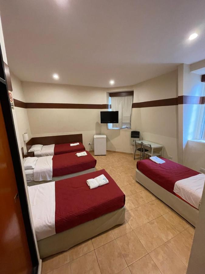 Hotel Nuevo Camino Buenos Aires Buitenkant foto