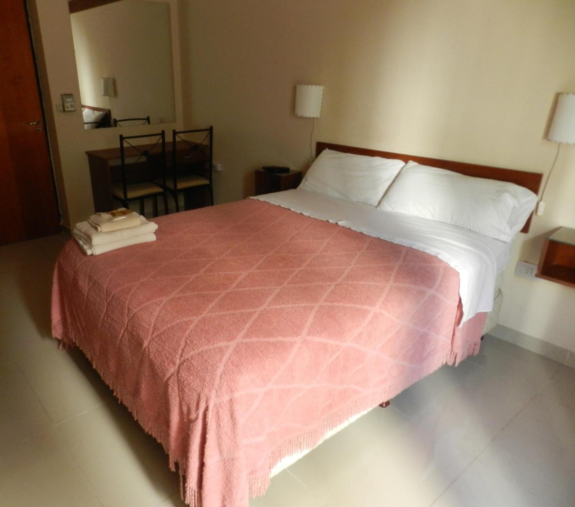 Hotel Nuevo Camino Buenos Aires Buitenkant foto